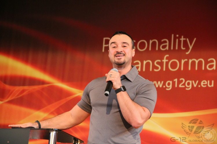 con personality transformation 2018 022