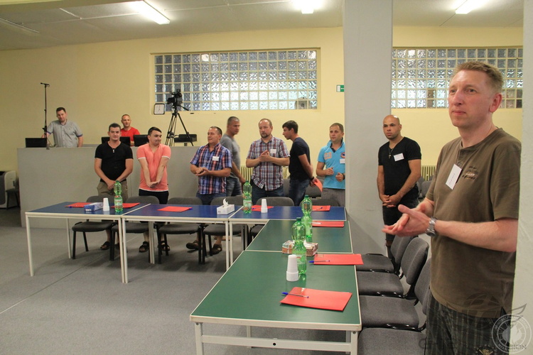 con personality transformation 2018 0002-4