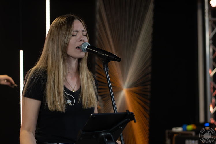 con konferencija s adam tompson 2023 24