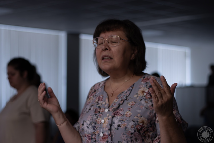 con konferencija s adam tompson 2023 30