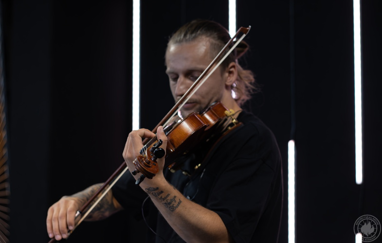 con konferencija s adam tompson 2023 35