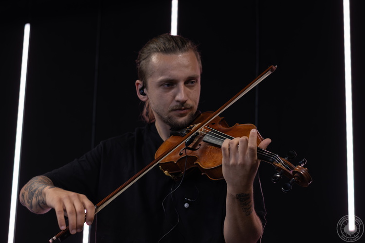 con konferencija s adam tompson 2023 36